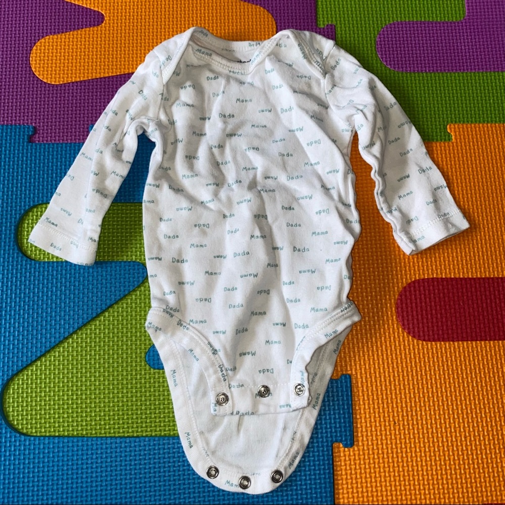 BUNDLE ✅ 3m onesies - Picture 2 of 5